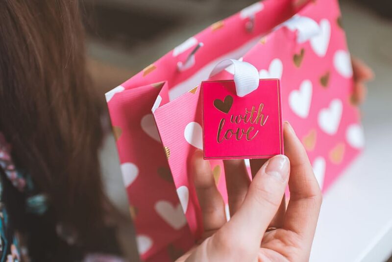 Best Valentine’s Day Gifts For Her