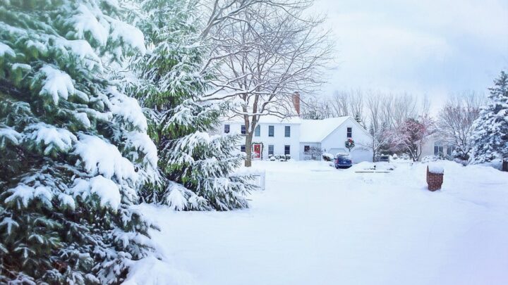 10 Easy Ways to Update Your Winter Home Decor
